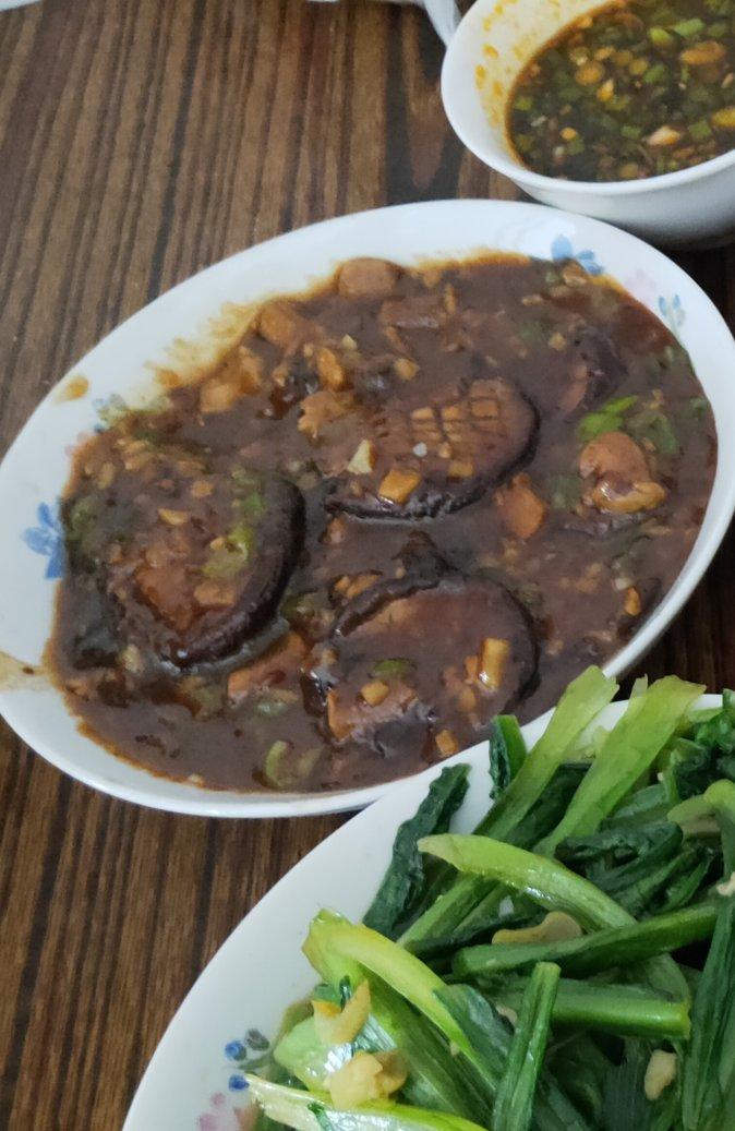 鲜嫩多汁，比鲍鱼还好吃红烧香菇