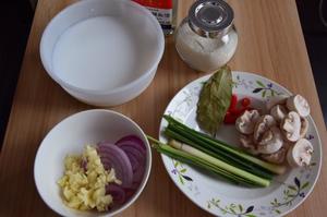 香茅椰汁煮花甲的做法 步骤2