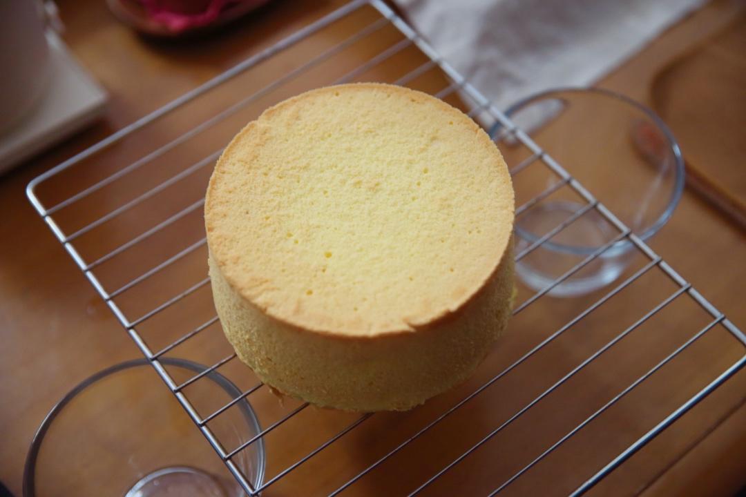 6寸，8寸，10寸戚风蛋糕配方（已更新）