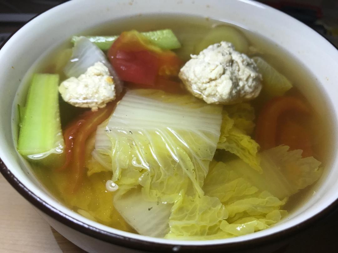 超好喝的减肥蔬菜汤≧ω≦