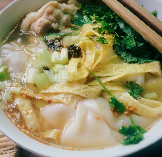 鸡汤小馄饨