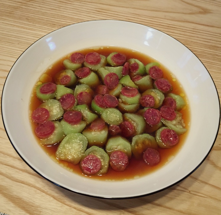 【丝瓜蒸香肠】鲜嫩美味傻瓜菜