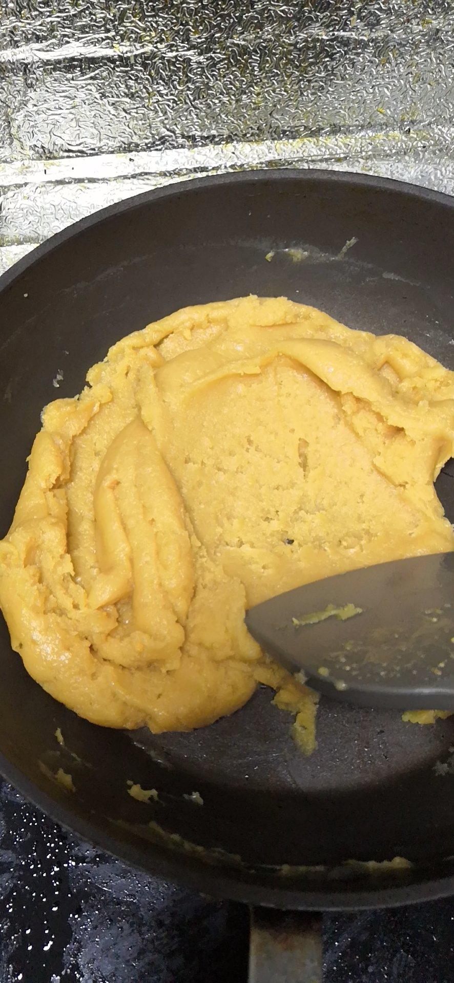 金沙奶黄月饼
