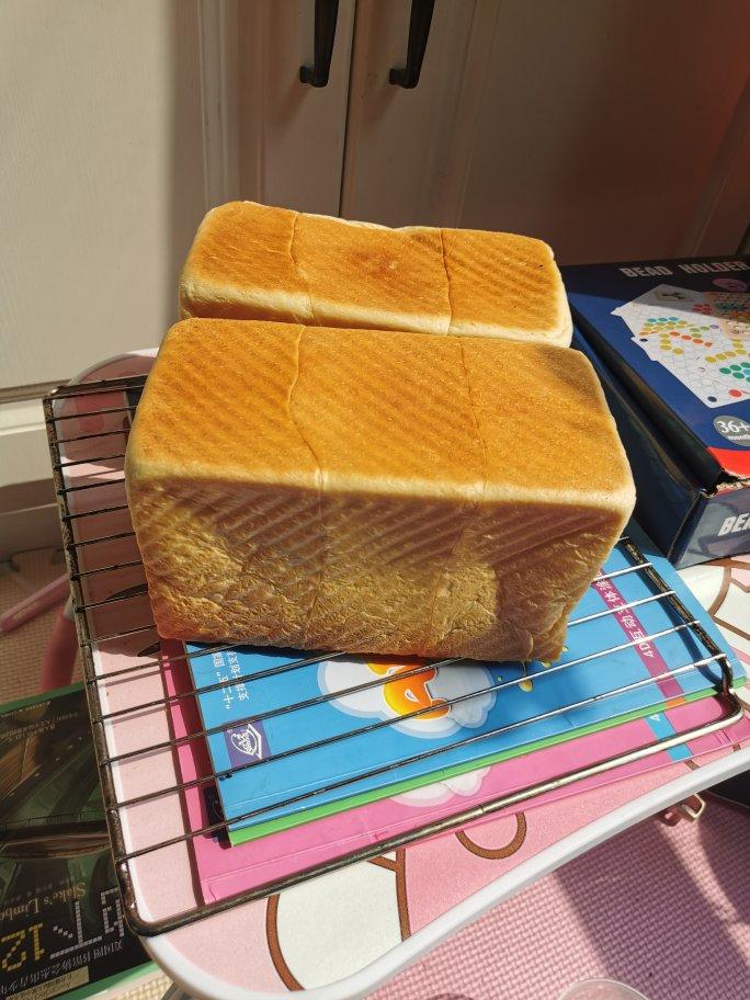 奶油吐司，鲜奶奶油嫩白吐司