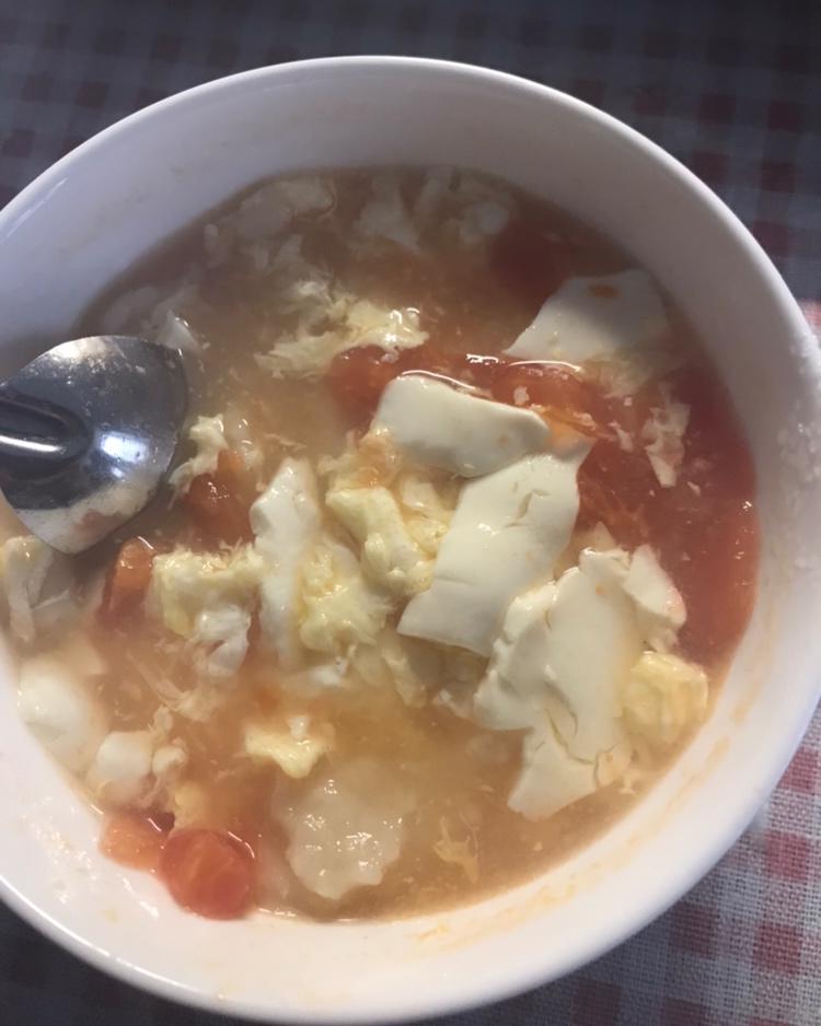 西红柿鸡蛋疙瘩汤