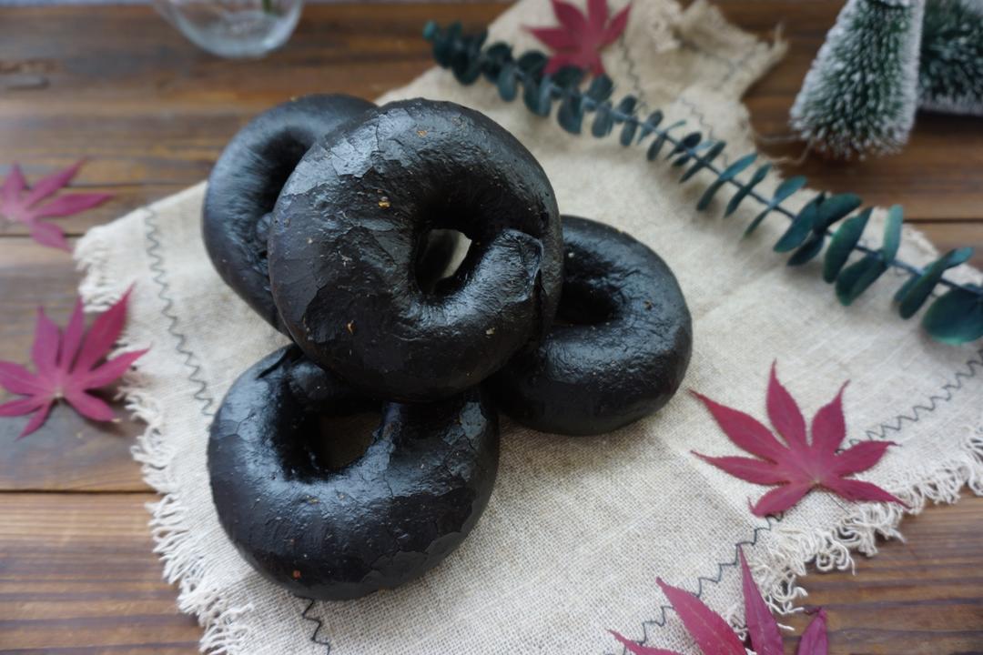 洋葱墨鱼汁咸全麦贝果——不用糖煮贝果【健康主食】