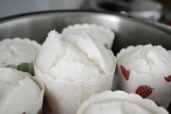 绵软米发糕极其简单轻松制作发酵糕点的做法