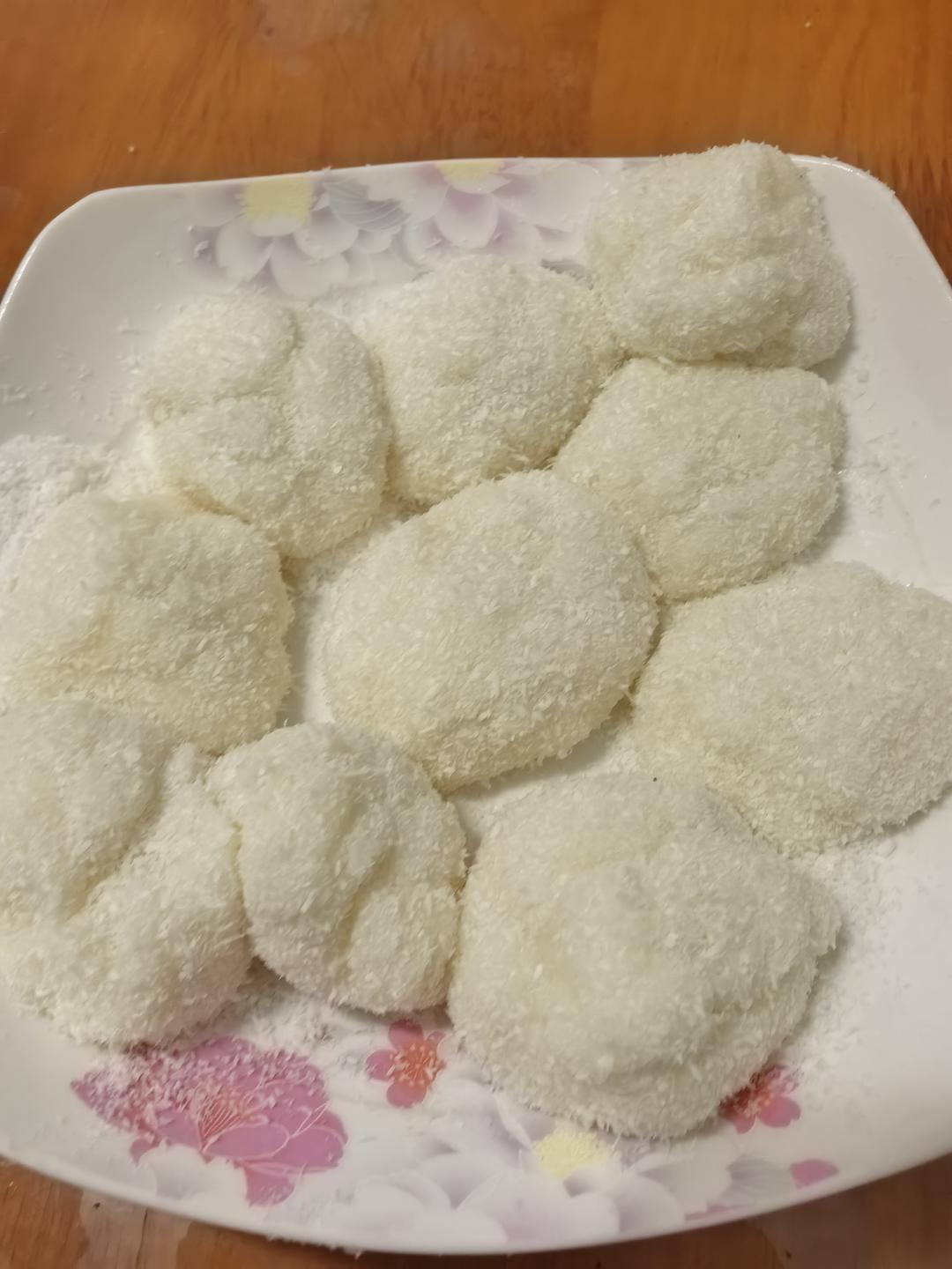 香甜软糯的鲜奶麻薯