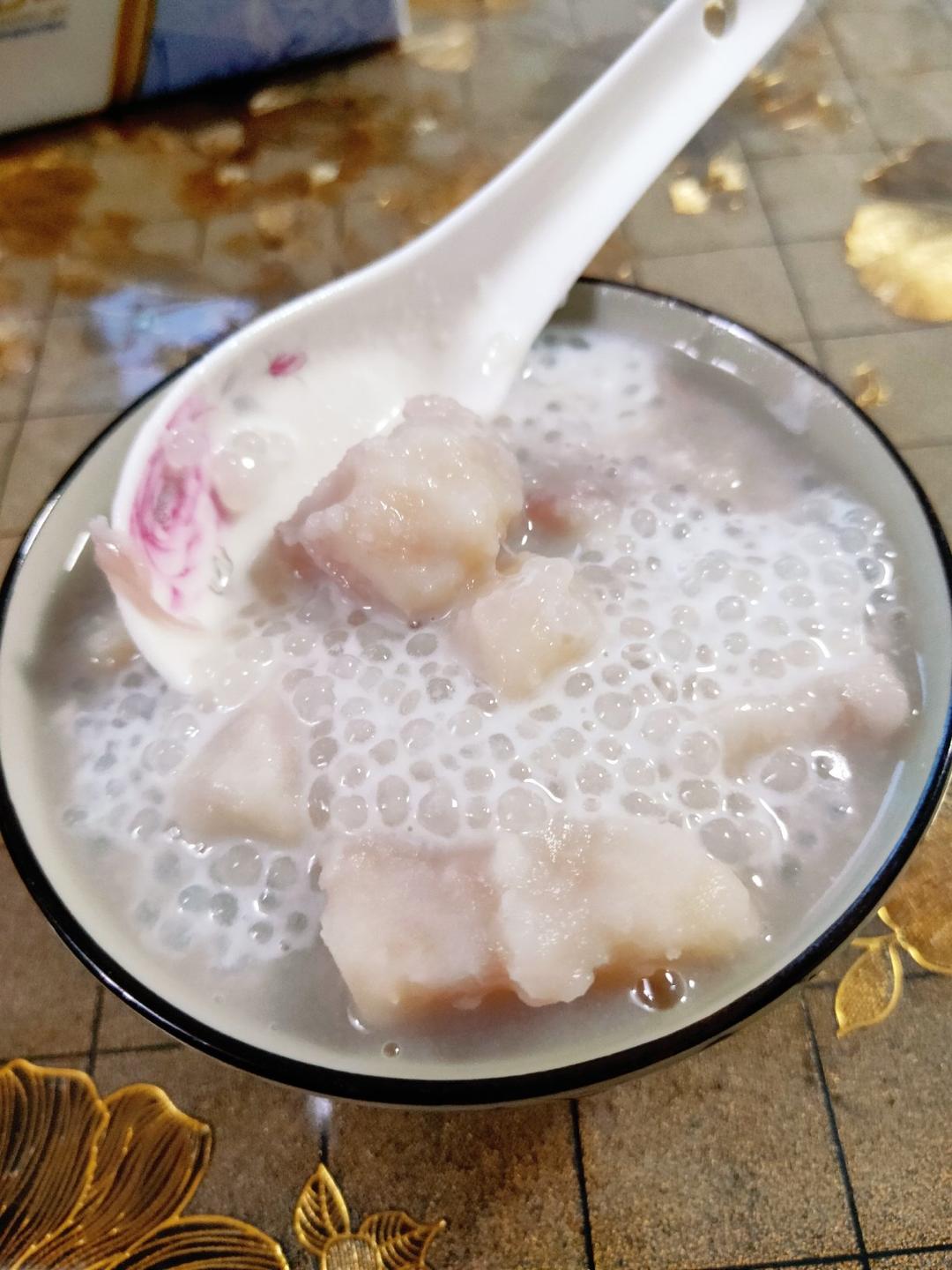 椰香香芋西米露