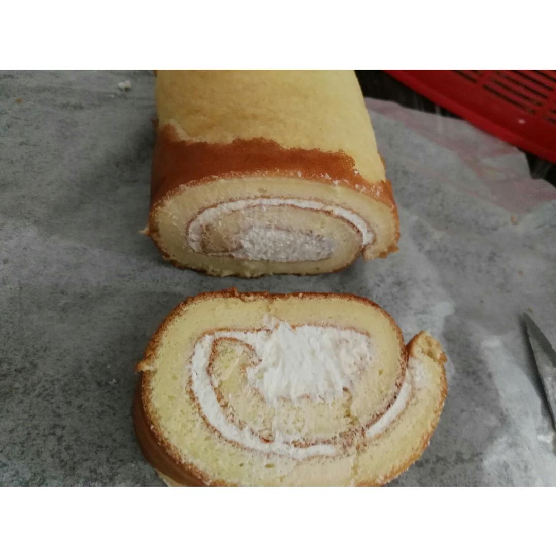 《Tinrry下午茶》教你做基础原味蛋糕卷