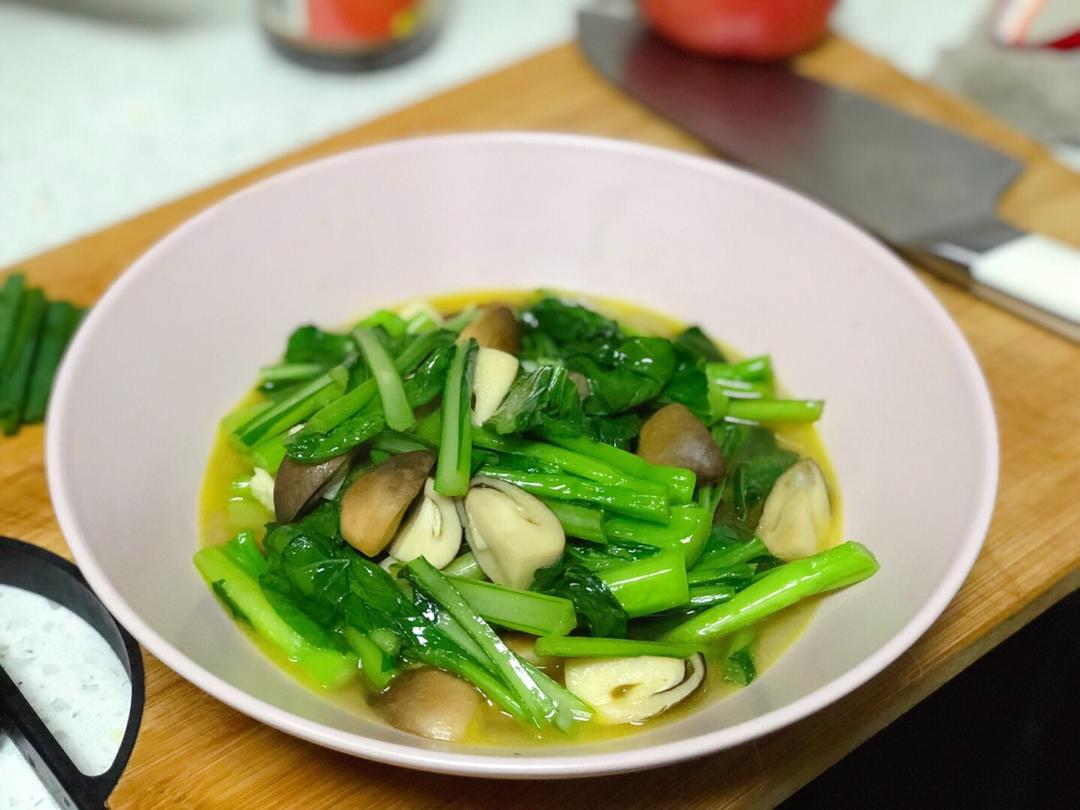 草菇烧菜心