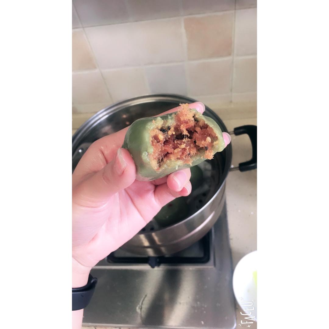 网红青团～～咸蛋黄肉松青团
