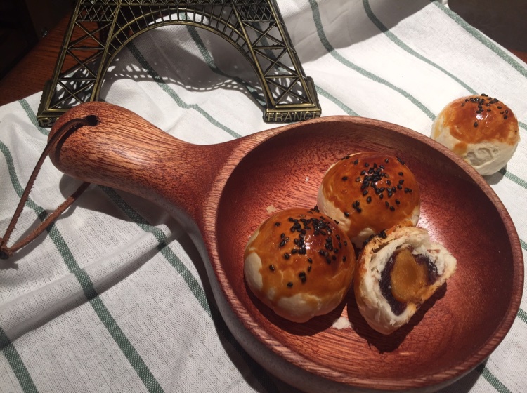 蛋黄酥（古早味）