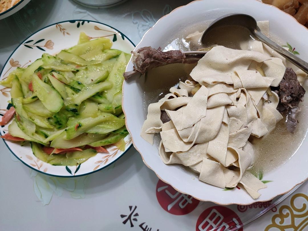 千张（百叶）排骨汤