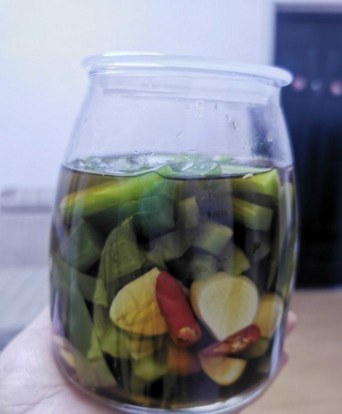 酸辣爽口快手腌青笋