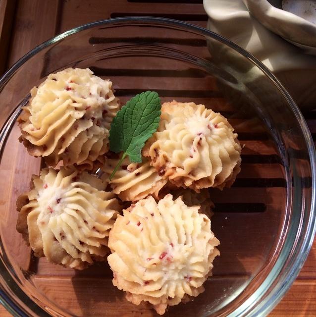 酸甜可口牛奶蔓越莓曲奇