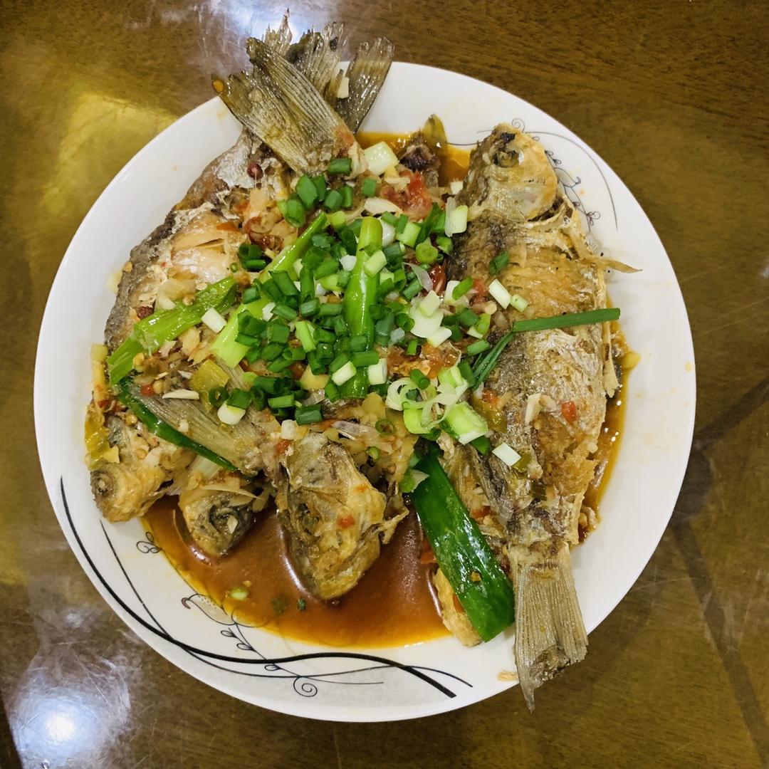 干烧鲫鱼