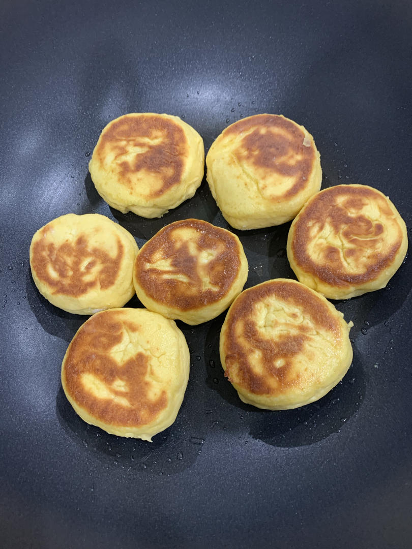 玉米面发面饼                       （口感细腻）