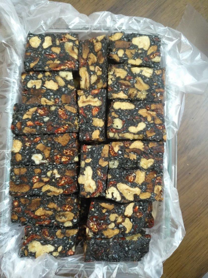 阿胶糕（固元膏）