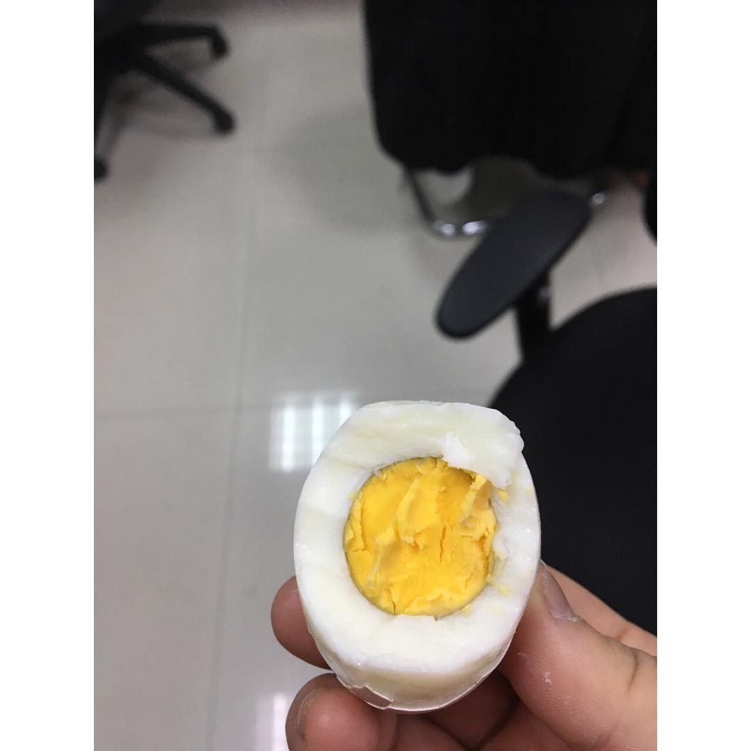 焖烧杯白煮蛋（简易无敌版）