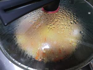 素炒三丁（莲藕，玉米，胡萝卜）的做法 步骤6