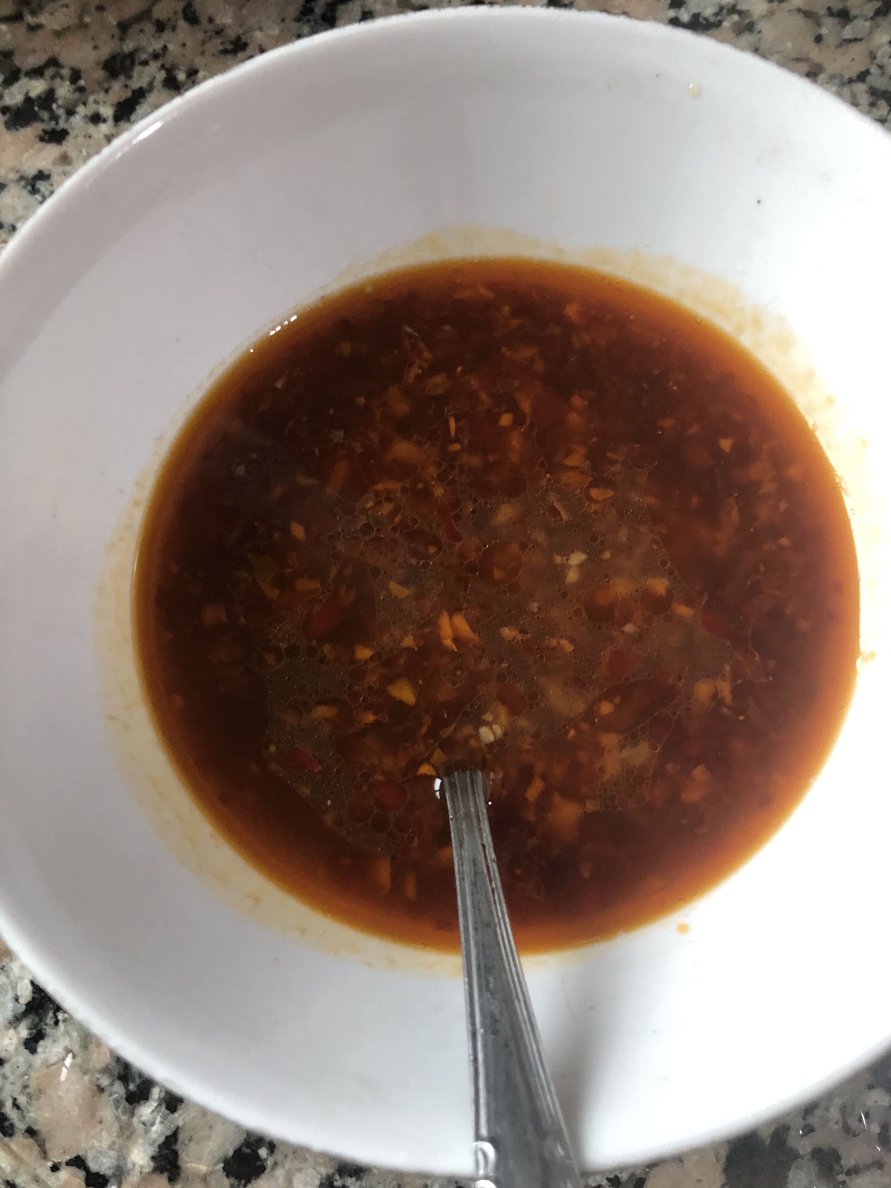 鱼香豌豆的做法 步骤2