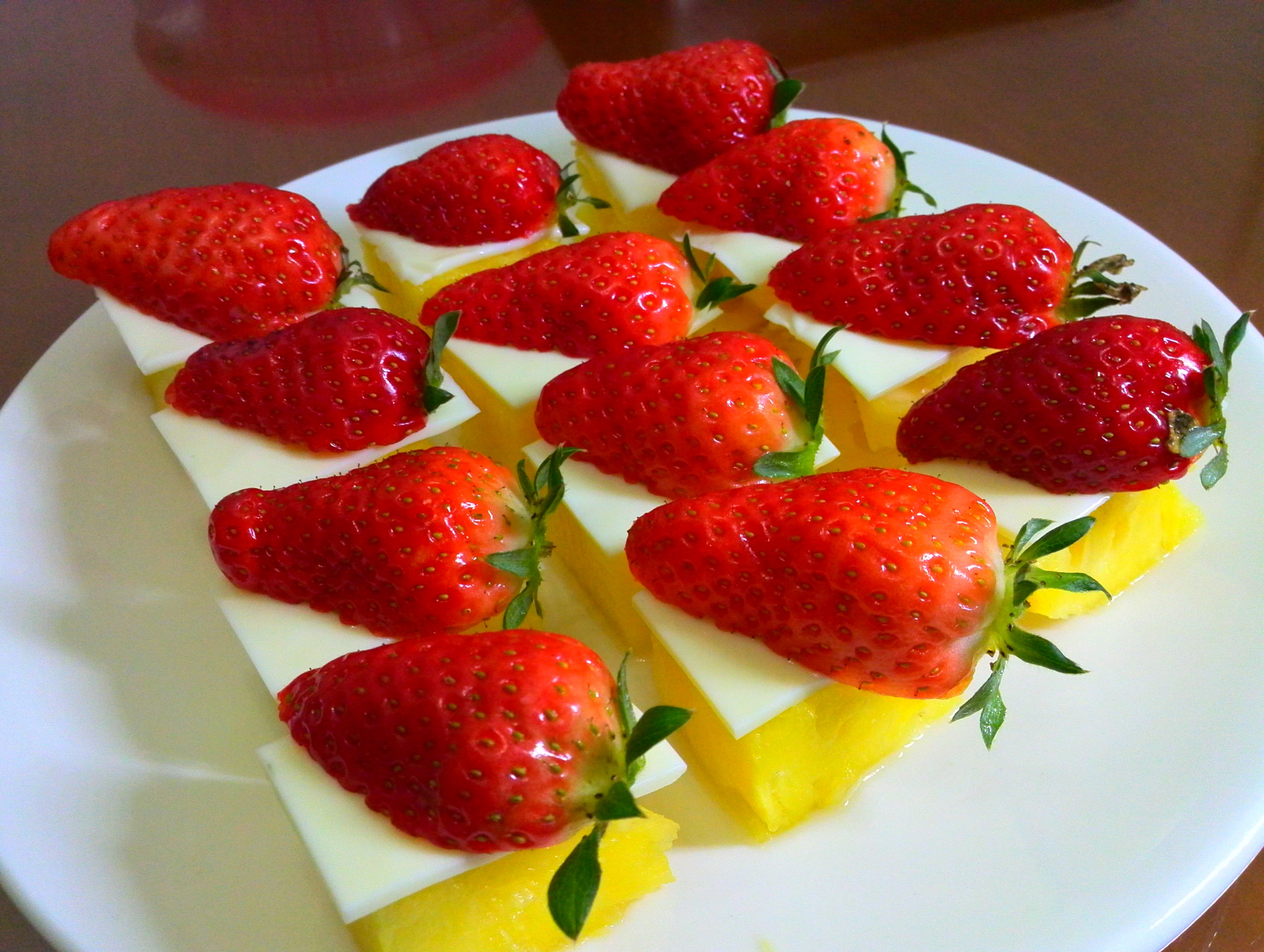 菠萝芝士小甜点