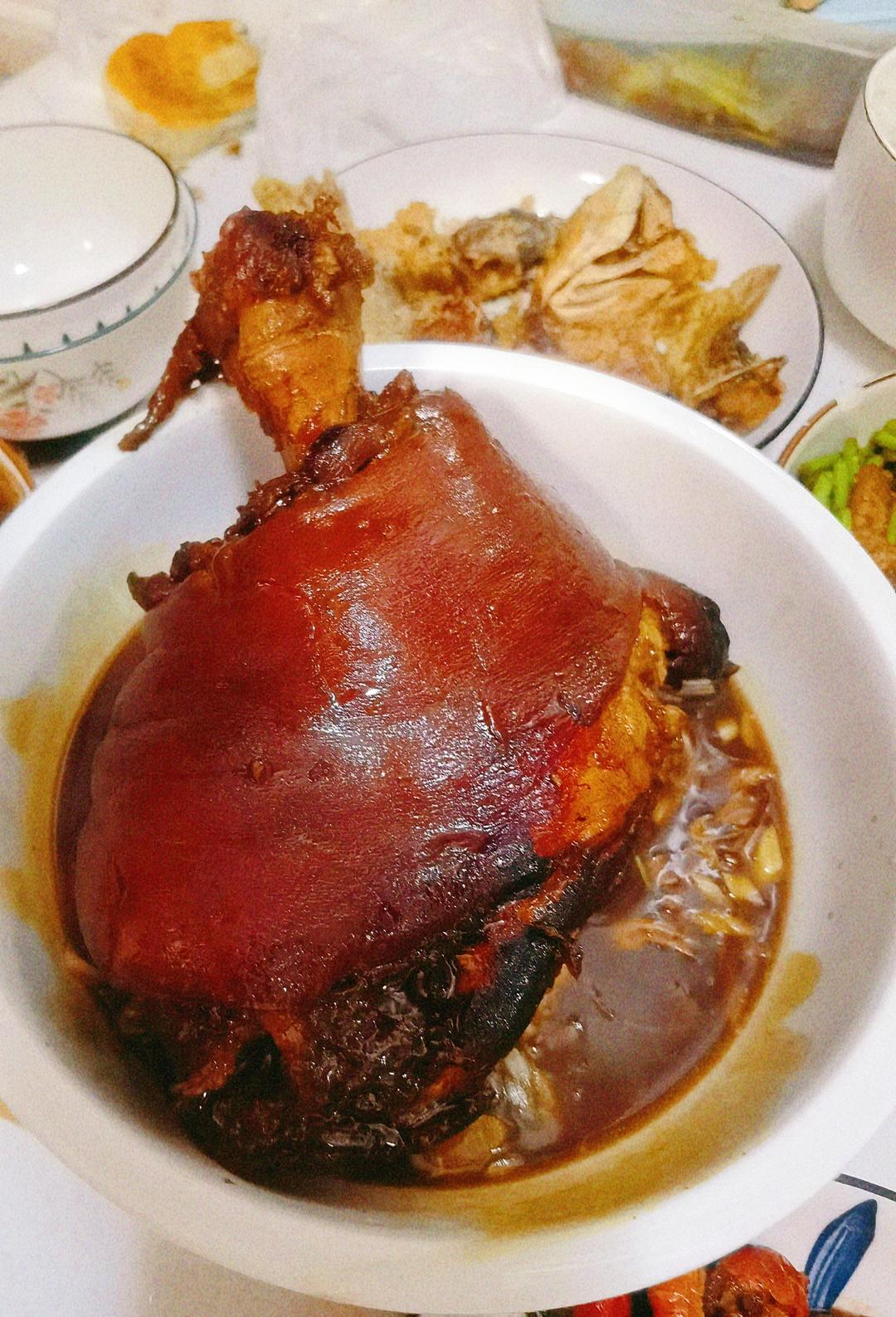 【红烧肘子】（家庭版卤蹄膀）