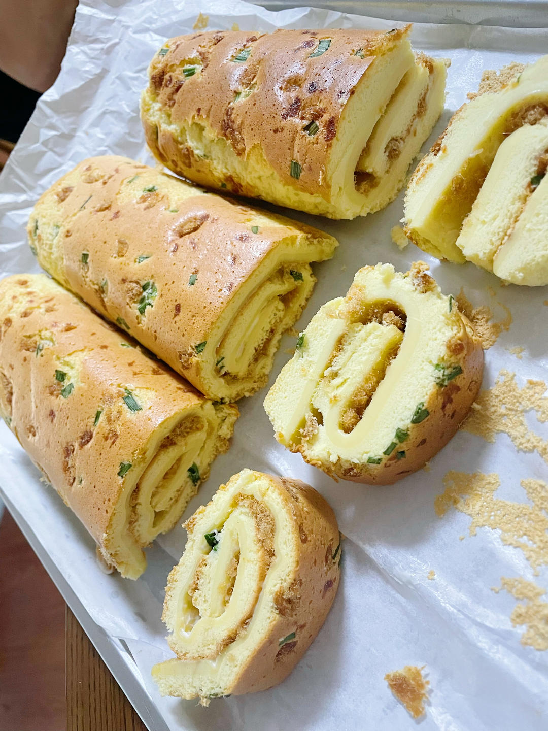 香葱肉松肥蛋糕卷～