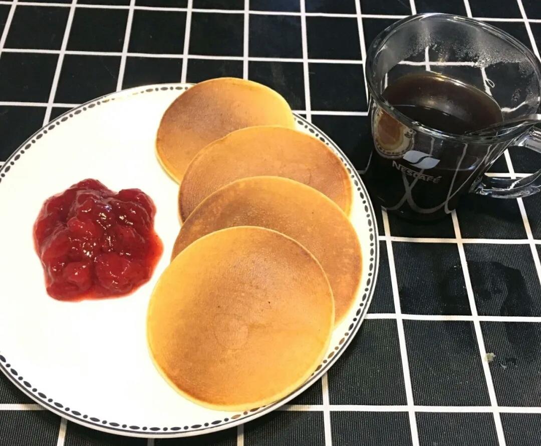 网红酸奶松饼🍰pancake🥞～的做法