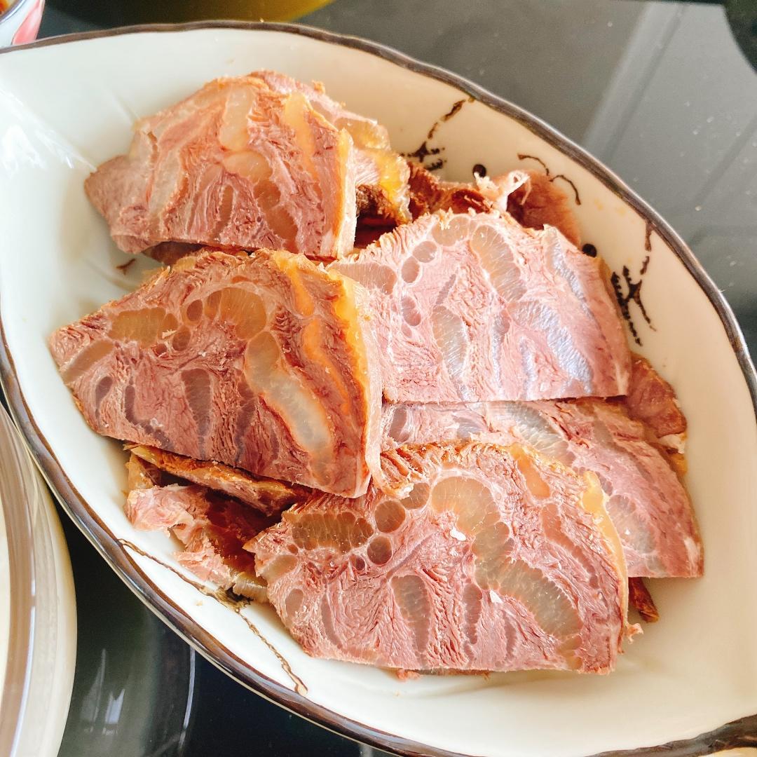 卤牛肉