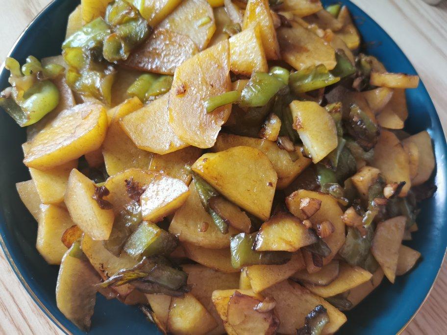 土豆青椒炒肉片