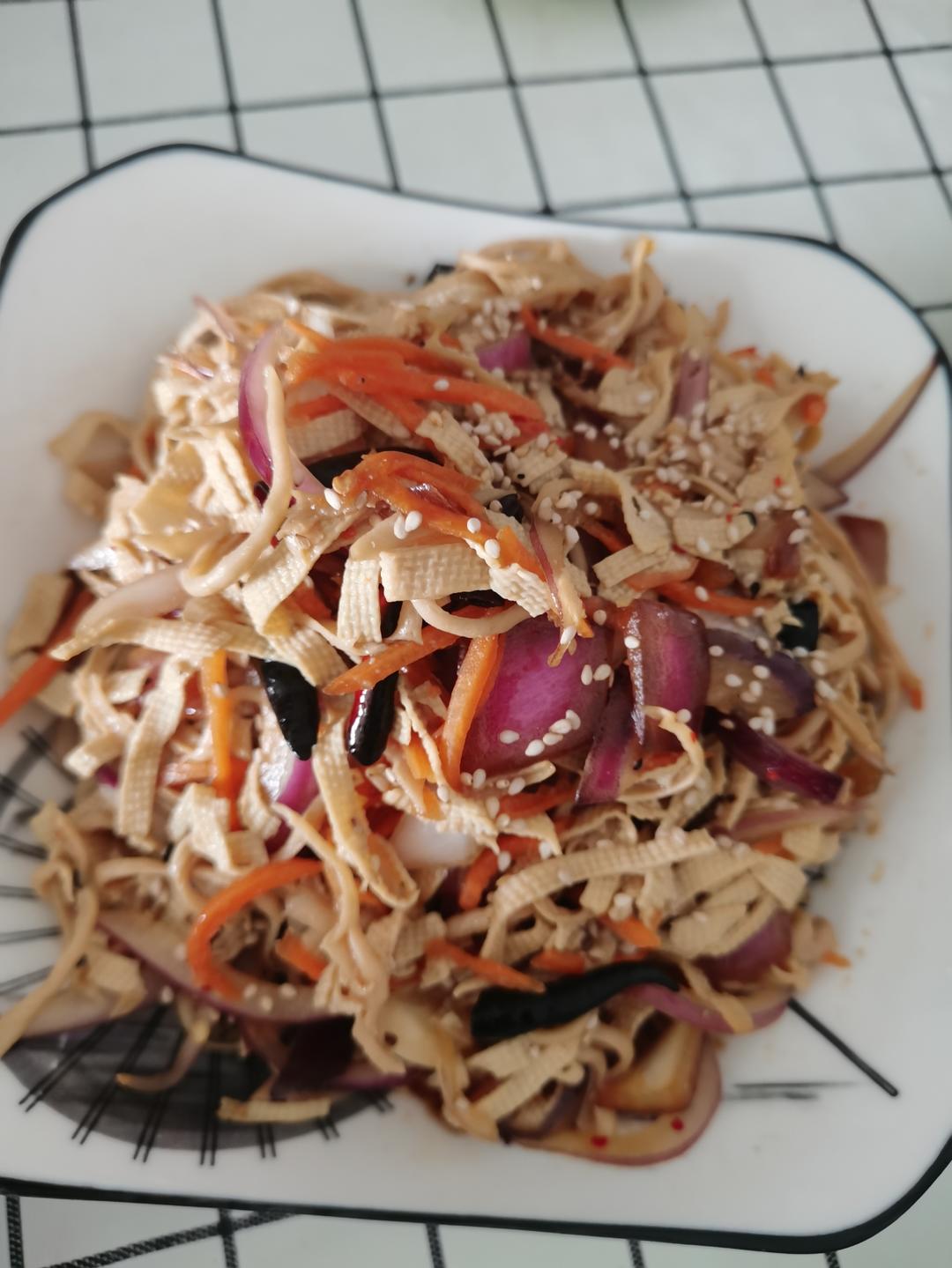 炝拌干豆腐丝