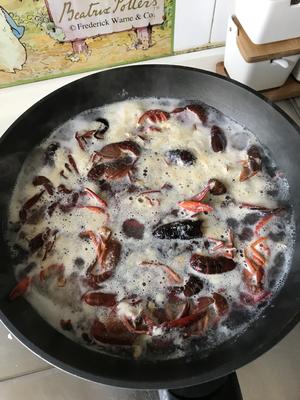 堂妈小厨——麻辣小龙虾的做法 步骤9