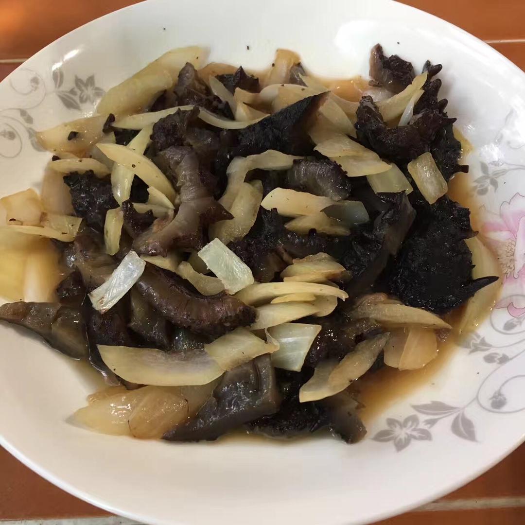 洋葱烧海参（美国海参）