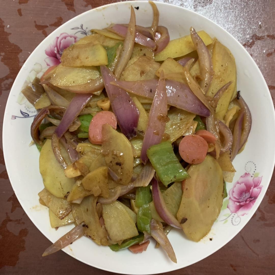 土豆青椒洋葱炒牛肉