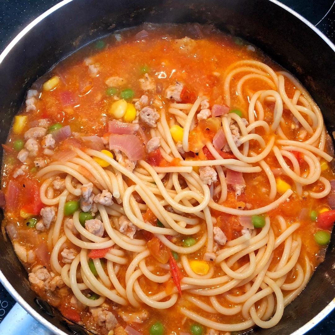 （完胜必胜客的）番茄肉酱意大利面～