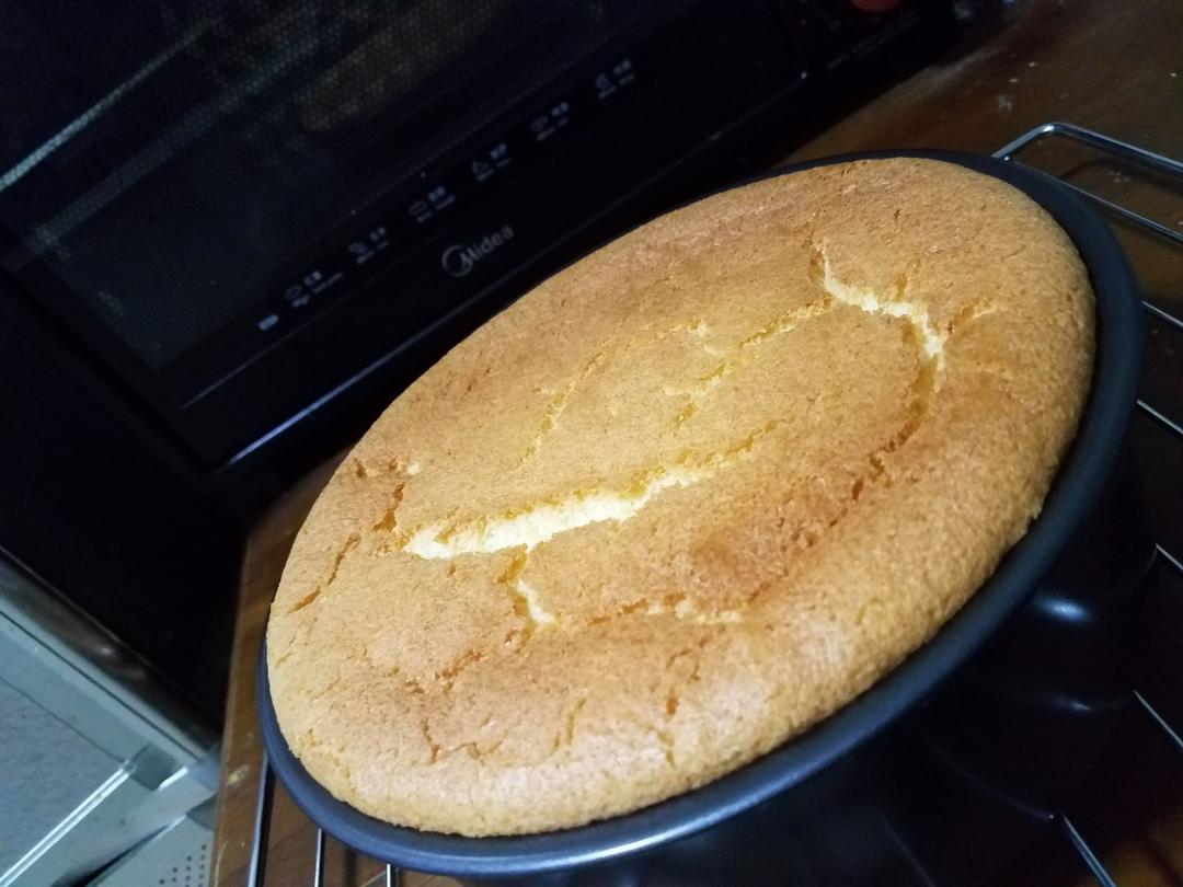 烤箱做蛋糕（戚风蛋糕的做法）