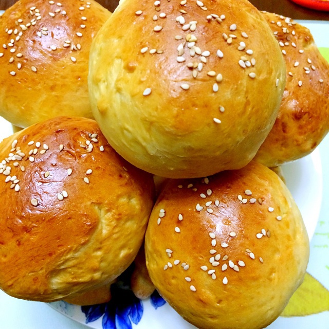 大人小孩都爱不释口的【蜂蜜牛奶小餐包】