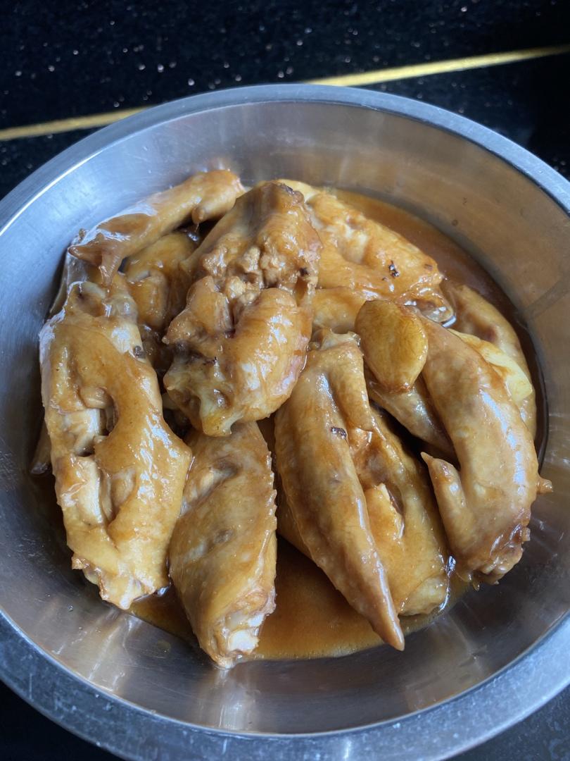 蒜香蚝油鸡翅中