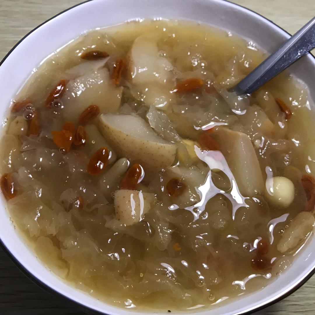 止咳润喉梨汤