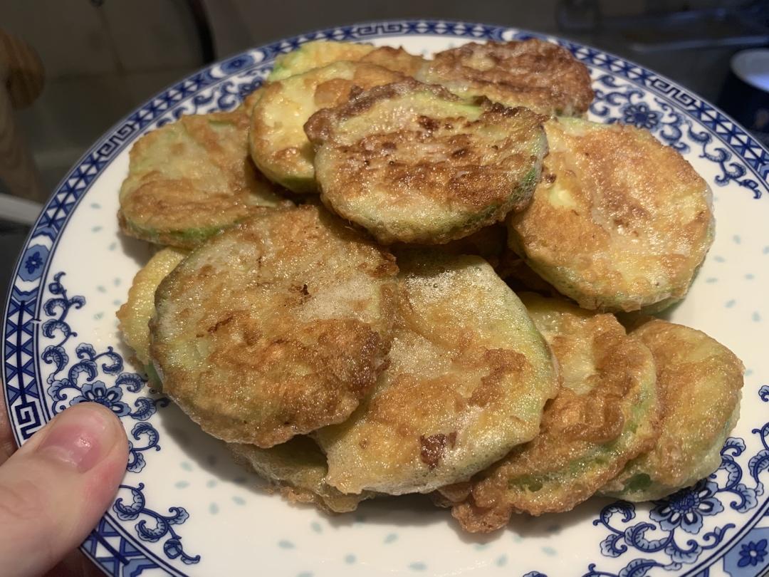 快来康康简单又好吃的韩式西葫芦饼