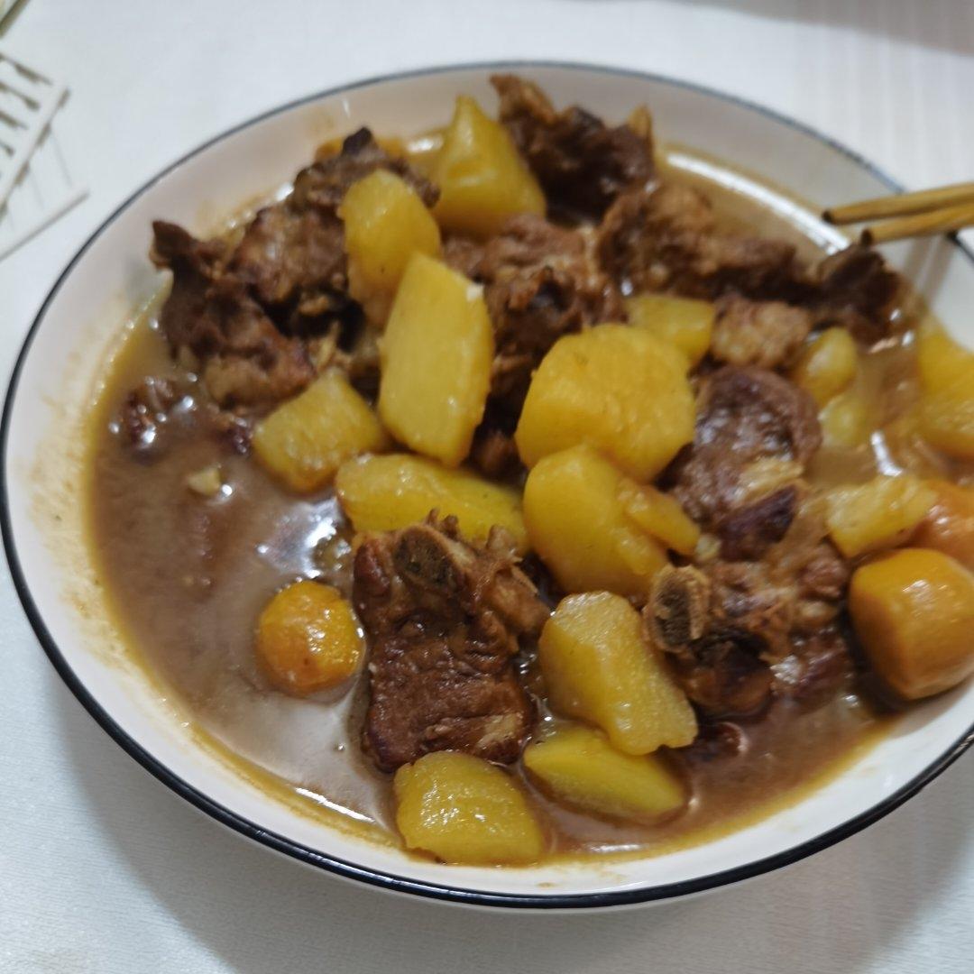 土豆炖排骨