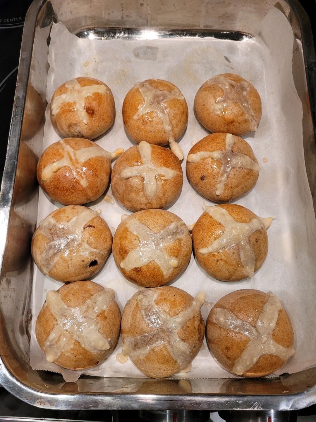 NZ hot cross buns