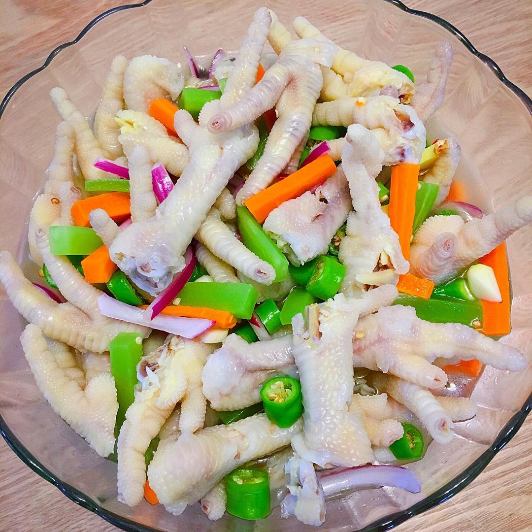 泡脚鸡爪