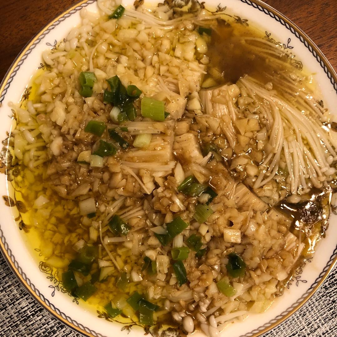 蒜蓉蒸金针菇