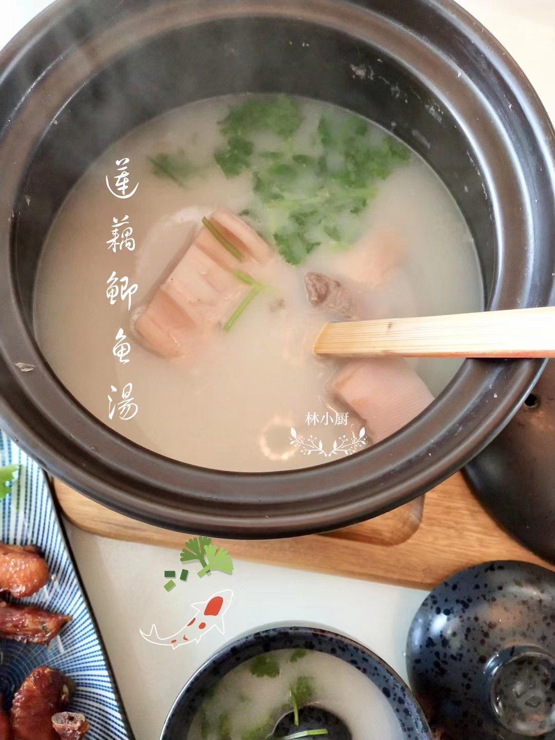 鲫鱼莲藕汤.全程解密不用油煎鲫鱼，一样做出鲜美醇香，不腥不腻鱼汤
