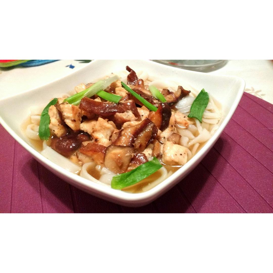 小鸡炖蘑菇