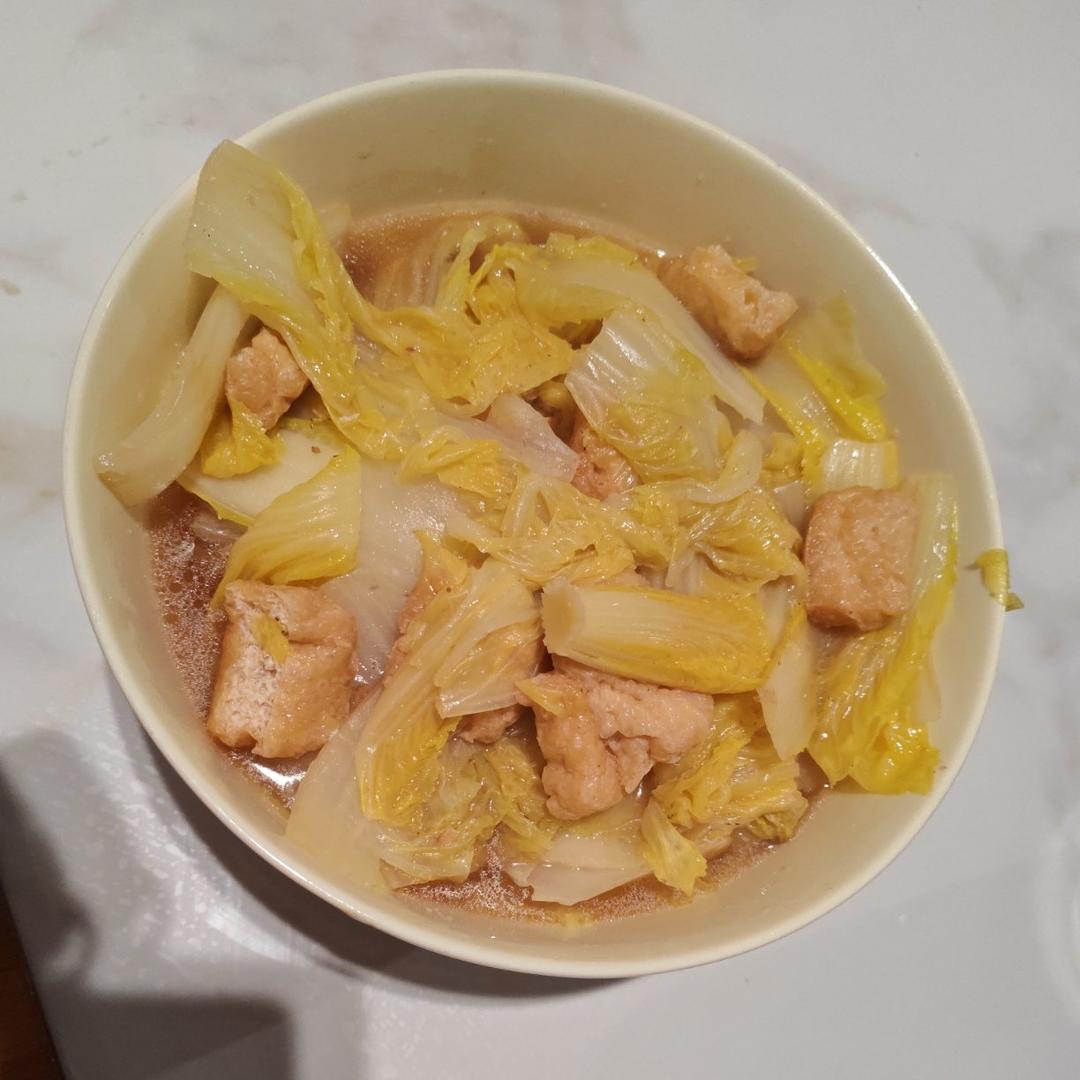 好吃到连汤汁都不剩的白菜焖豆泡，给肉都不换