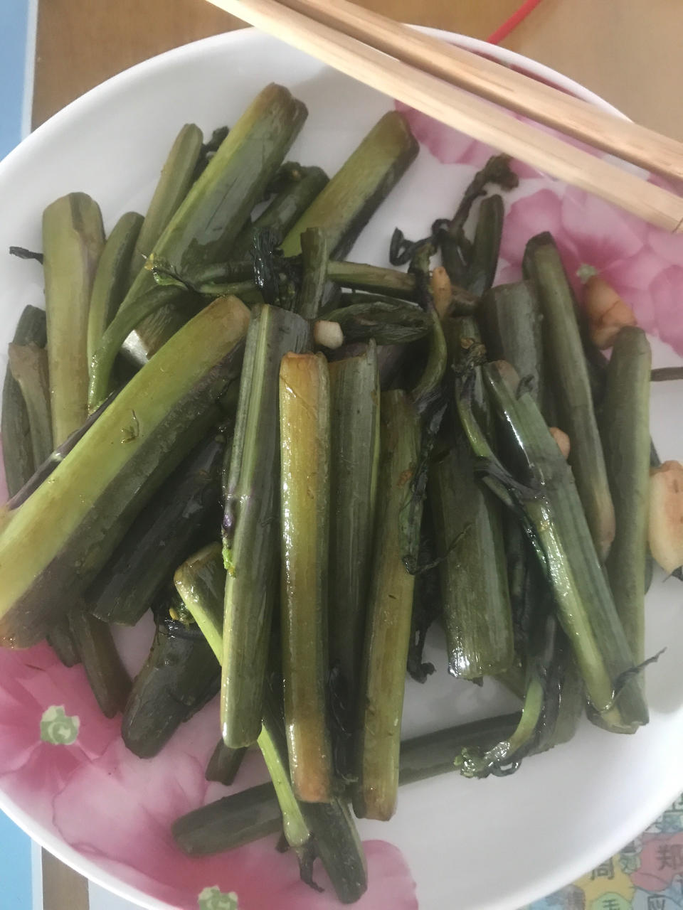 清炒红菜苔
